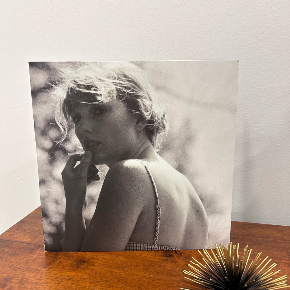 Folklore Album By Taylor Swift on Vinyl